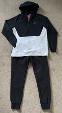 Nike Air Max Hoody n Joggers Medium Men Black and White 1/2 Zip Top Waist 32 Set