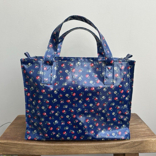 Navy floral coated pvc zip - navy,