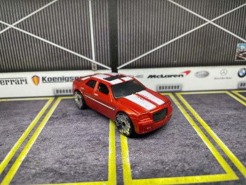Hot wheels chrysler - chrysler, 300