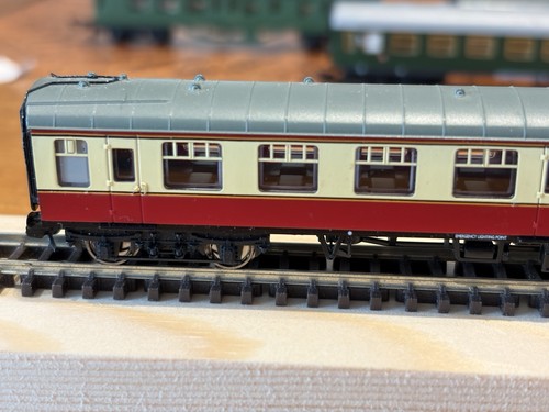 Gauge coaches - n,