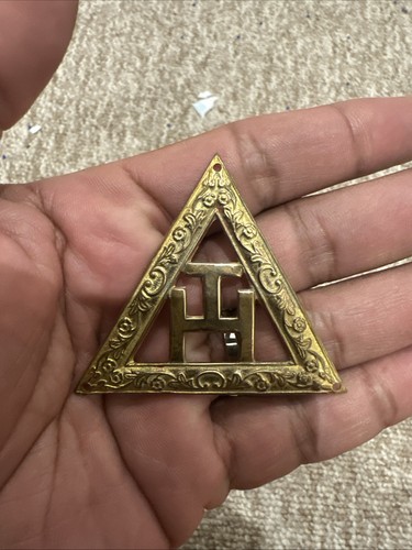 Royal arch chapter - chapter, collar