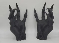 othic Demon Hand Wall Hooks