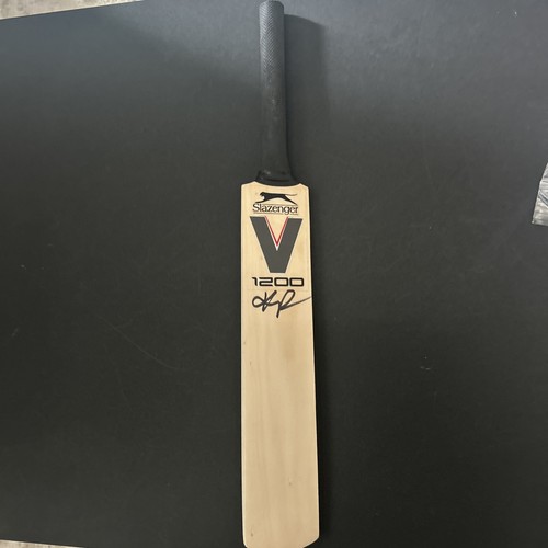 Kevin pietersen signed - pietersen,