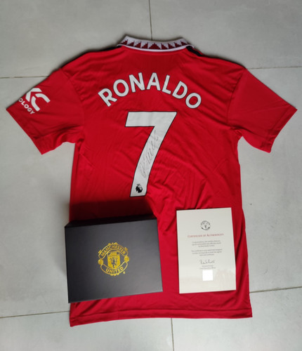 Cristiano ronaldo signed - cristiano,