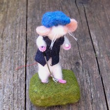 Needle felted mouse ornament