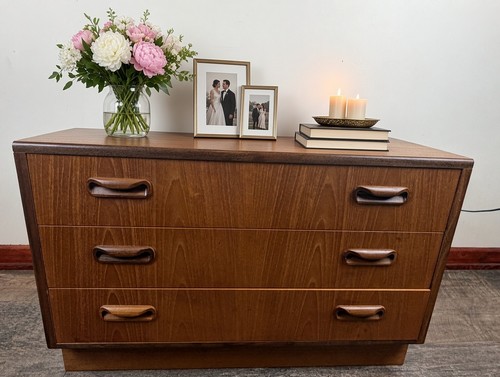 Mid century plan - g, teak