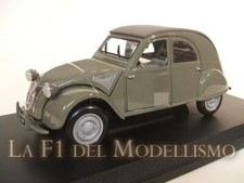 Maisto Citroen 2CV 1952 1/18