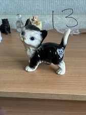 Royal Doulton Standing Kitten