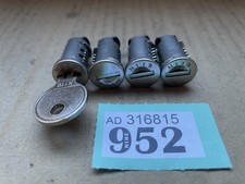 GENUINE  set of 4 THULE USED