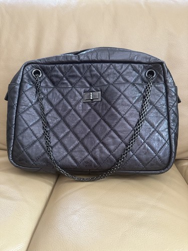 Chanel quilted aged calfskin - quilted,