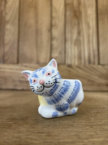 Vintage cute cat egg cup - cute,