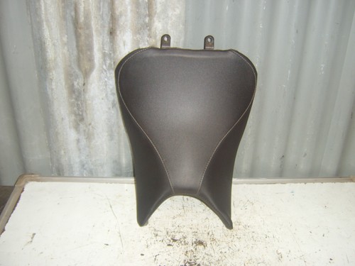 Benelli bn125 2022 front seat - benelli,