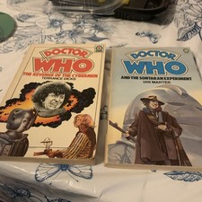 DOCTOR WHO BOOKs 1970,s - rare