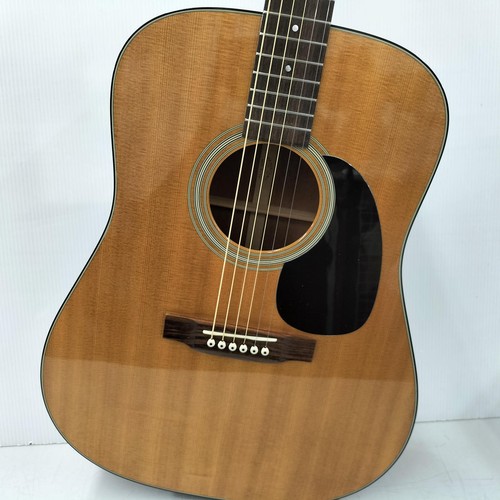 Martin acoustic guitar - martin, d-18