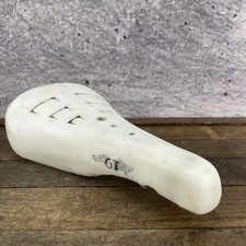 Vintage GT Performer BMX Seat White PFT Viscount 2153 Wing Old School Taiwan