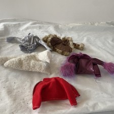 Bratz doll clothes - doll, bundle