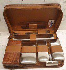Gillette travel shaving kit: 9 pieces in fabric/hide zip-up case VINTAGE 