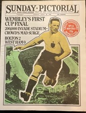 Sunday Pictorial Newspaper