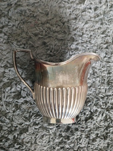 Silver plated milk jug - silver,