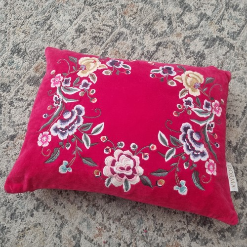 Scatter cushion rasberry - scatter,