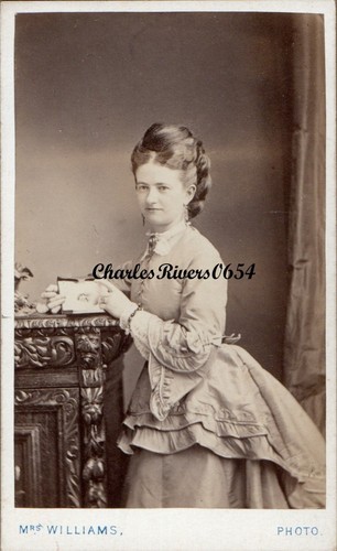 Wolverhampton cdv lady bustle - wolverhampton,