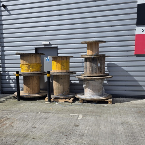 Wooden cable reel - cable,