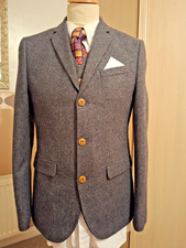 MANS THREE PEICE SUIT 38''