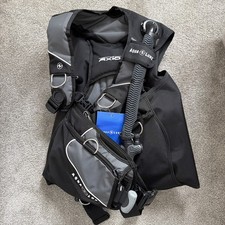 Aqualung Axiom BCD BNWT LG