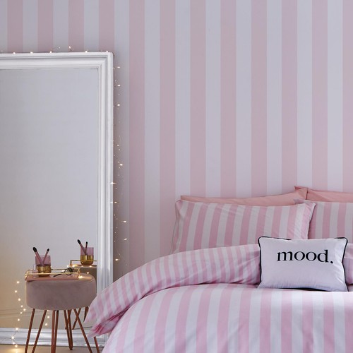 Classic stripe wallpaper sassy - wallpaper,