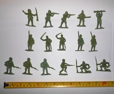 16 Plastic Toy Soldiers 1/32 scale WW2 Japanese Infantry