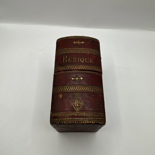 Super rare antique bézique - super,
