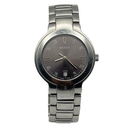 Gucci 8900m swiss quartz - gucci,