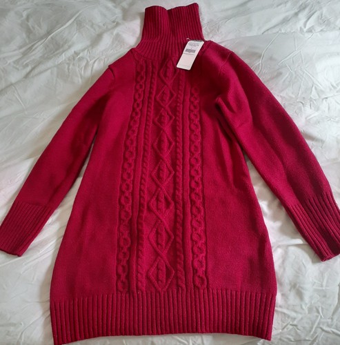 Lambswool polo cable jumper