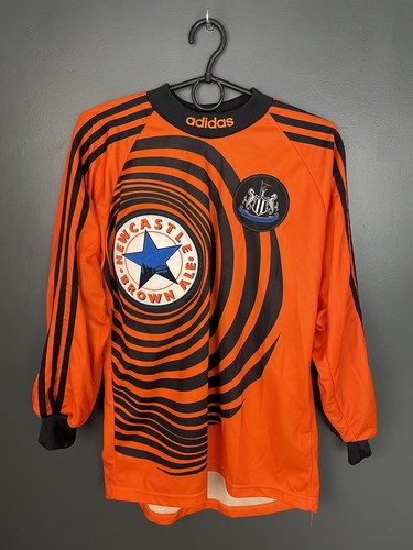 Newcastle united 1997 1998 - newcastle,