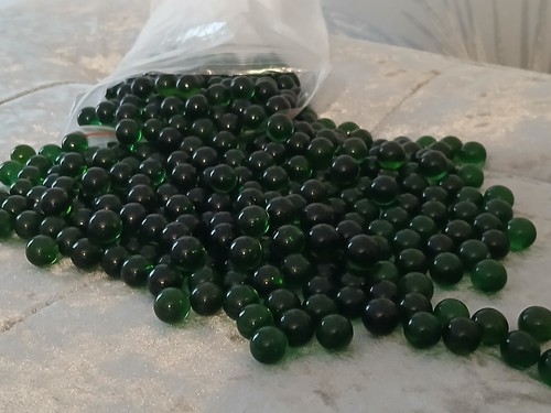 500 bottle green round marbles - green,
