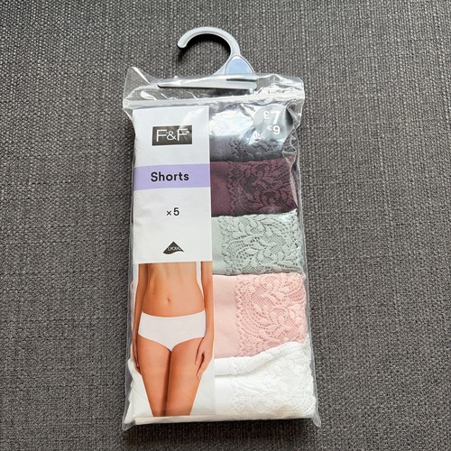 Briefs size f - f&f, short