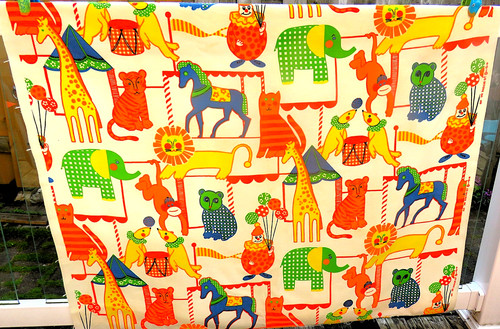 Retro 1977 colorful juvenile - 1977,