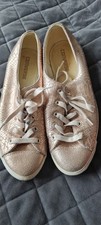Converse Size 7 Rose Gold