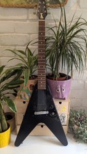 Gibson Melody Maker Flying V – 2011 – EMG 81 Upgrade – Made in USA