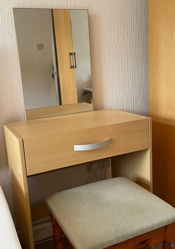 Vida designs dressing table - designs,