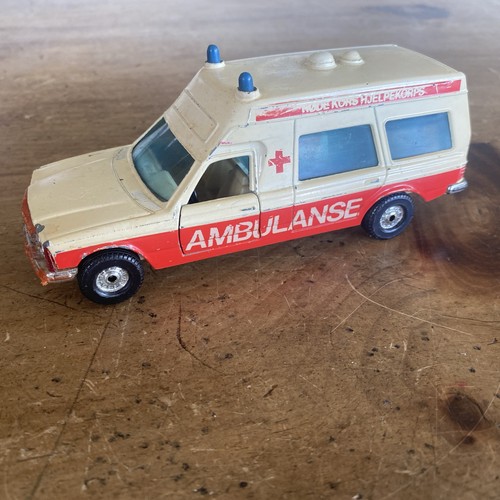 Corgi 406 mercedes - 406,