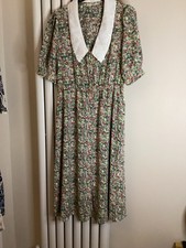  Yumi Women's Green Floral