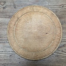 Carved Bread Board - Round - English - Kitchenalia - Farmhouse - Cottage