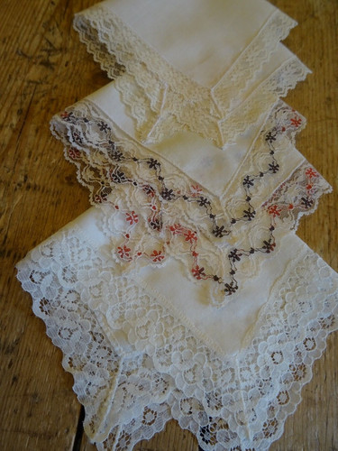 Vintage antique lace - 3,