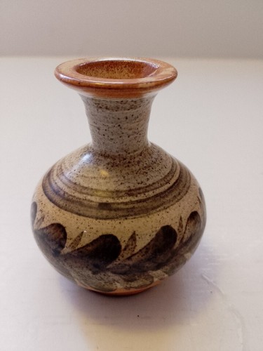 Handcrafted pottery vase - pottery,