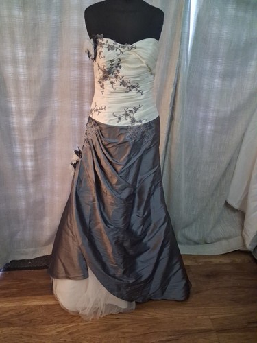Wedding dress size - , 10