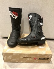 Sidi Roar motorcycle boots