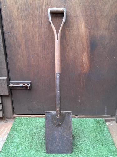 Vintage garden spade - garden, brades
