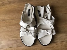 M&S Ladies Leather Cream