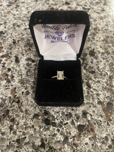 Emerald cut women wedding - cut,